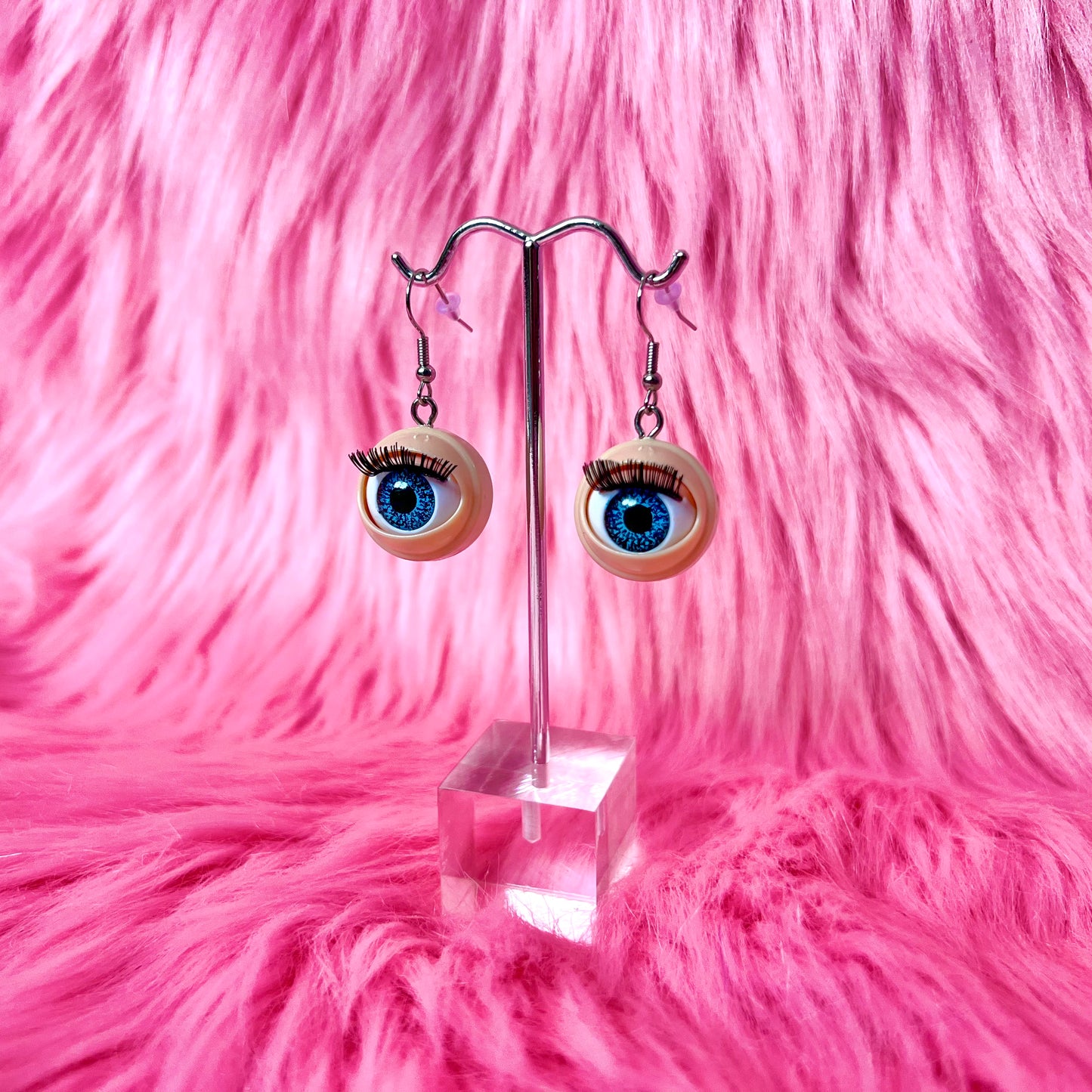 Blinking Doll Eye Earrings